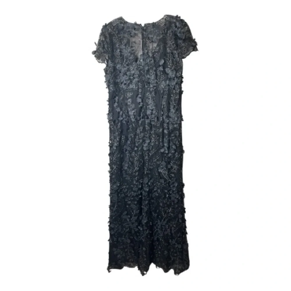 Carmen Marc Valvo Infusion Elegant 3D Flower Black Lace Evening Gown Sz 14 NWT - Picture 3 of 6